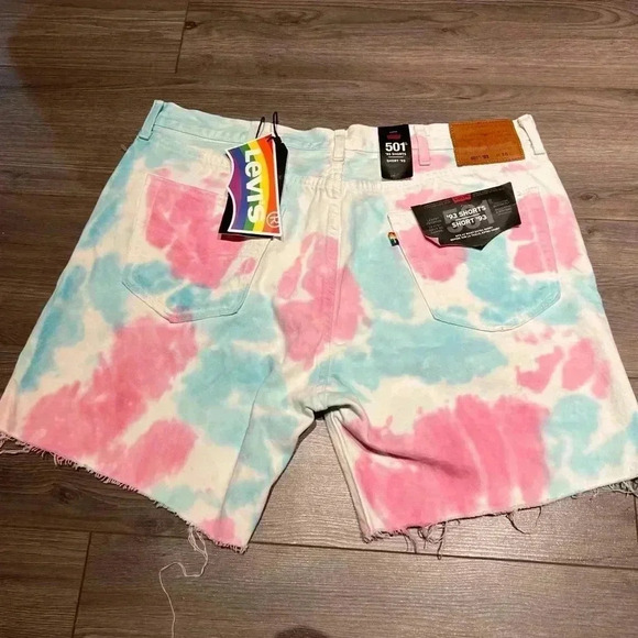 Tye  dye - Picture 1 of 1